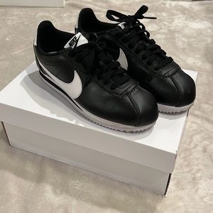 nike cortez